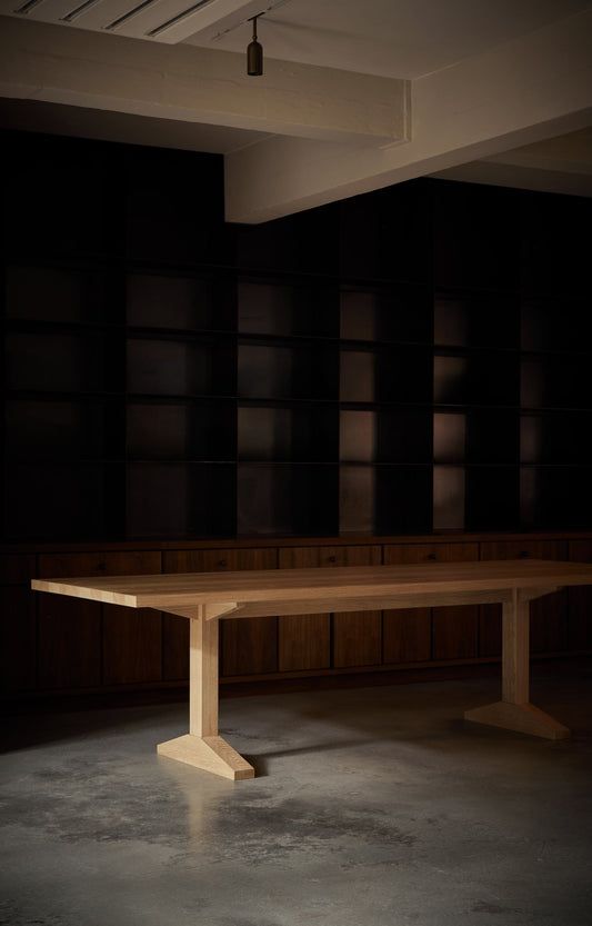 Shaker Table — 自然橡木